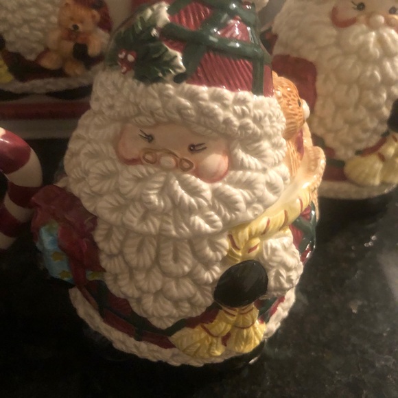 Christmas China set by Jay China - Picture 3 of 3